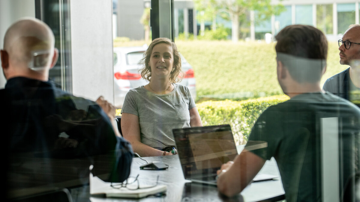 Deelnemers tijdens een SEO opleiding bij Ambitious